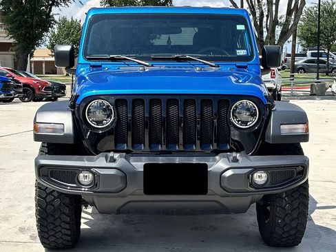 Used 2023 Jeep Wrangler Sport AWD/4WD image 7