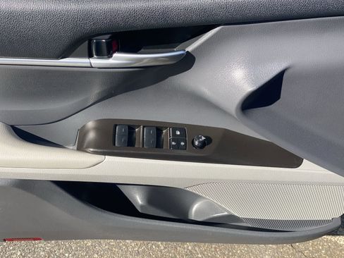 Used 2024 Toyota Camry LE image 23