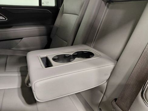 Certified 2024 GMC Yukon XL SLT image 46