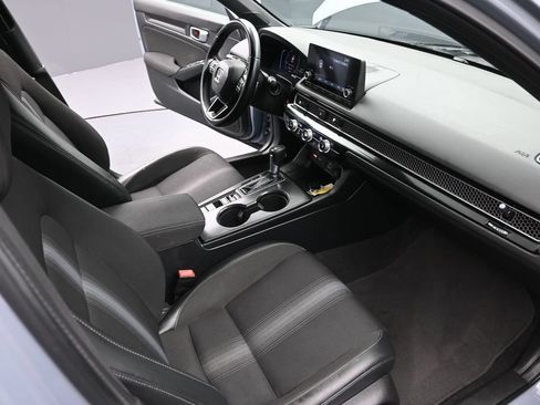 Used 2023 Honda Civic Sport image 25