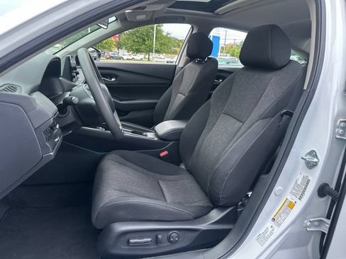 Used 2023 Honda Accord EX image 10