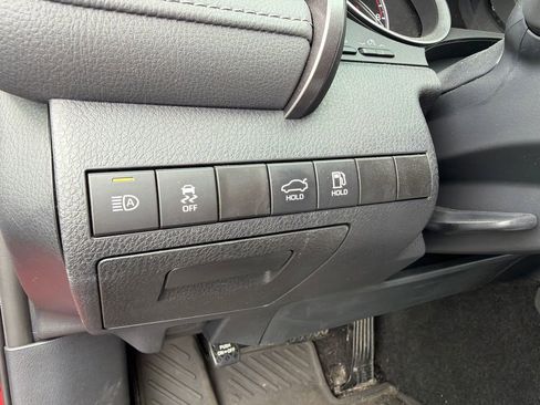 Used 2024 Toyota Camry LE w/ Convenience Package FWD image 23