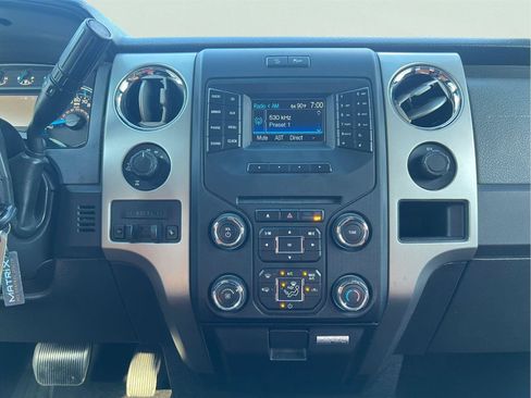 Used 2014 Ford F150 XLT w/ Equipment Group 302A Luxury AWD/4WD image 37