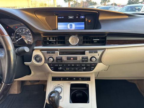 Used 2015 Lexus ES 350 image 25