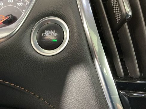 Used 2020 Chevrolet Traverse RS w/ LPO, 'HIT The Road' Package AWD/4WD image 25