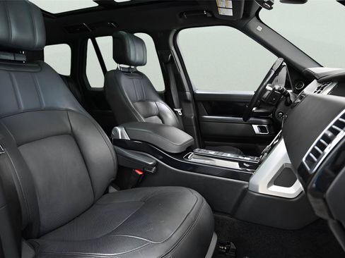Used 2019 Land Rover Range Rover Supercharged AWD/4WD image 23