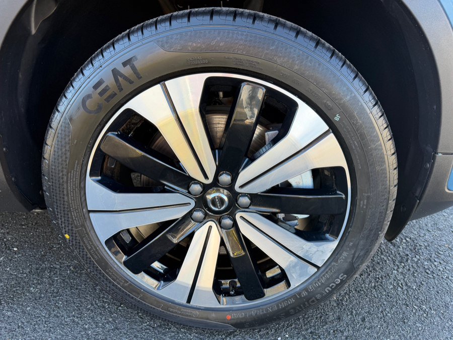 Used 2023 Volvo C40 P8 Recharge Plus AWD/4WD image 49
