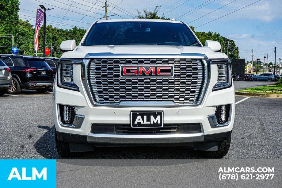 Used 2024 GMC Yukon Denali AWD/4WD image 9