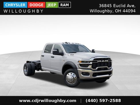 New 2026 RAM 5500 Tradesman w/ Chrome Appearance Group AWD/4WD image 6