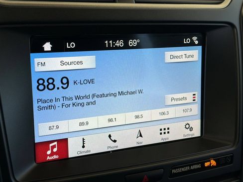Used 2018 Ford Explorer XLT w/ Equipment Group 202A FWD image 20