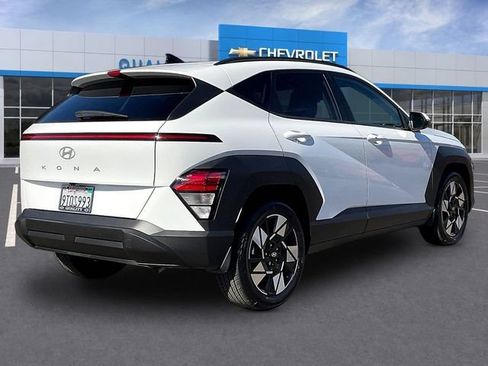 Used 2025 Hyundai Kona SEL FWD image 7