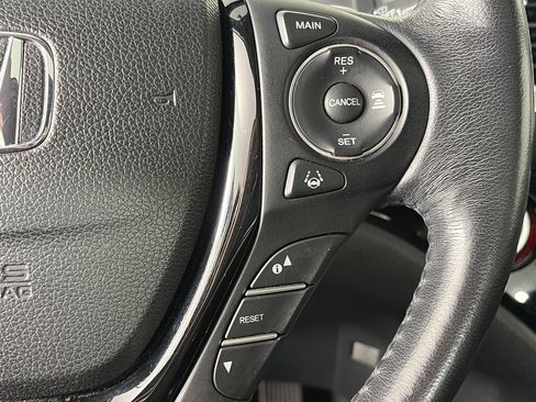 Used 2017 Honda Pilot Elite image 18