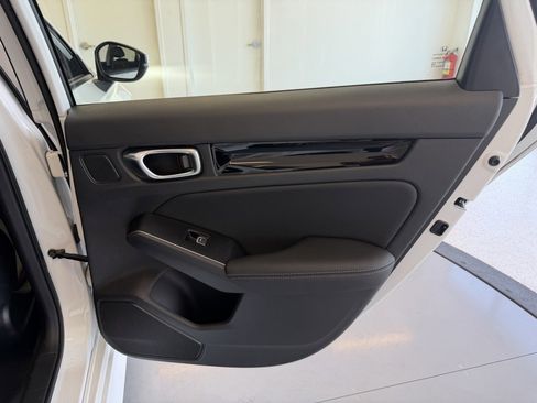 Used 2022 Honda Civic Touring image 49