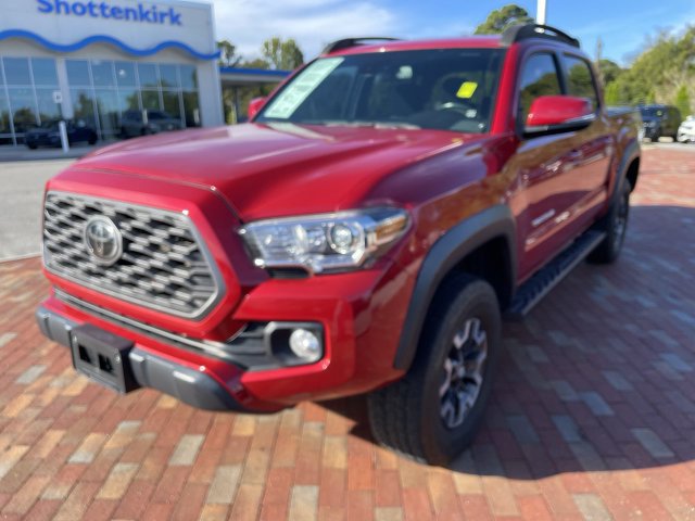 Used 2022 Toyota Tacoma TRD Off-Road w/ Technology Package AWD/4WD image 1