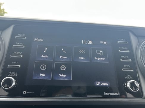 Used 2021 Toyota Tacoma SR AWD/4WD image 13