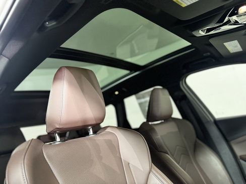 Used 2023 BMW X1 xDrive28i w/ Convenience Package image 12