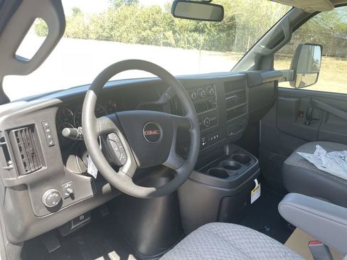 New 2025 GMC Savana 3500 Extended w/ Power Convenience Package RWD image 10