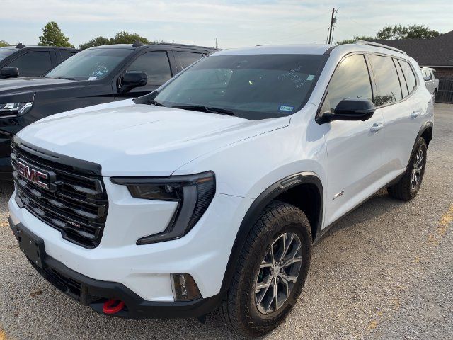 Used 2024 GMC Acadia AT4 w/ Luxury Package AWD/4WD image 2