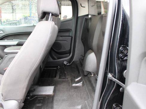 Used 2021 Chevrolet Colorado LT w/ Fleet Safety Package RWD image 38