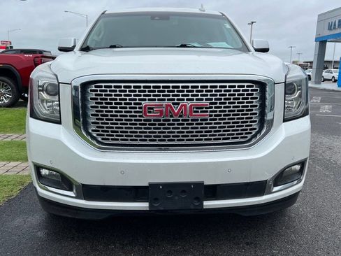 Used 2017 GMC Yukon Denali w/ Open Road Package AWD/4WD image 3