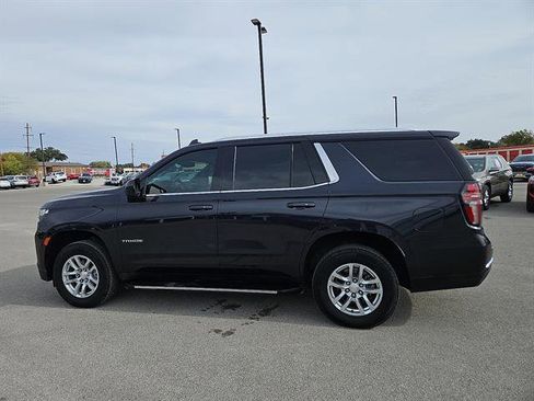 Used 2023 Chevrolet Tahoe LT image 2