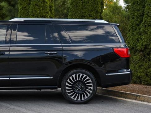 Used 2020 Lincoln Navigator L Black Label AWD/4WD image 7