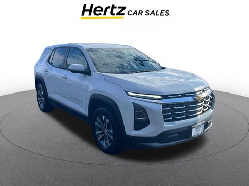 Used 2025 Chevrolet Equinox LT image 1