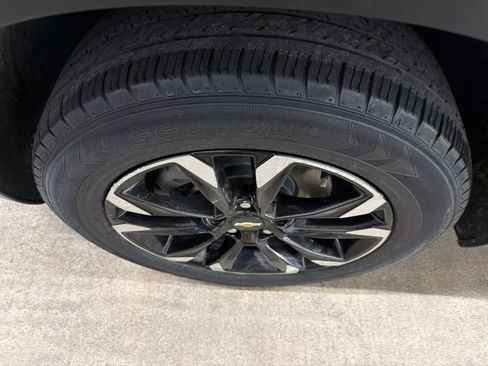 Used 2021 Chevrolet TrailBlazer LT w/ Convenience Package FWD image 10