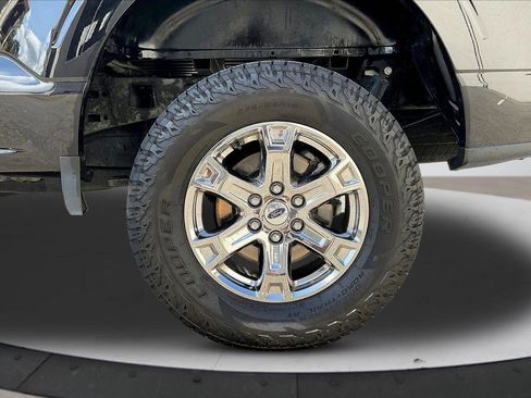 Used 2023 Ford F150 Lariat AWD/4WD image 37
