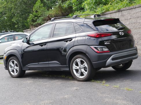 Used 2023 Hyundai Kona SEL AWD/4WD image 4
