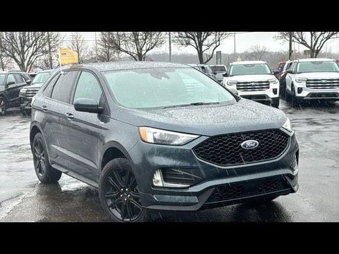Certified 2023 Ford Edge ST-Line AWD/4WD image 2