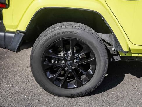 Used 2024 Jeep Wrangler Unlimited Sahara image 6