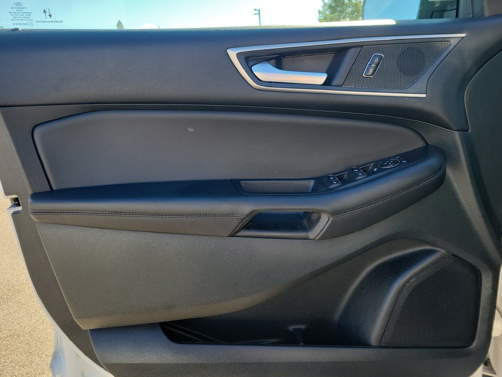 Used 2024 Ford Edge SEL w/ Convenience Package AWD/4WD image 17