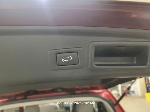 Used 2015 Subaru Forester 2.5i Limited image 18