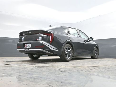 Used 2025 Kia K4 FWD image 36