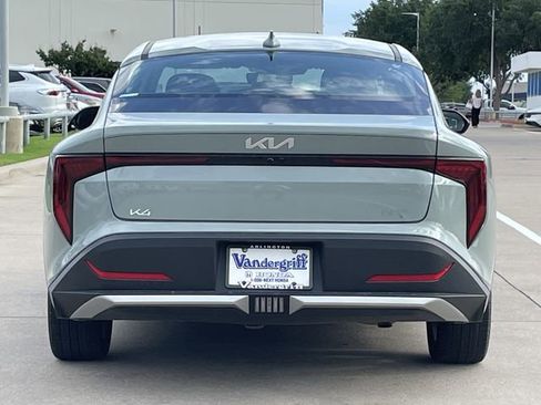 Used 2025 Kia K4 EX FWD image 5