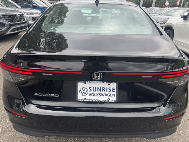 Used 2023 Honda Accord EX image 37