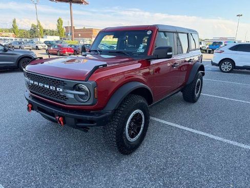 Certified 2023 Ford Bronco Badlands AWD/4WD image 4