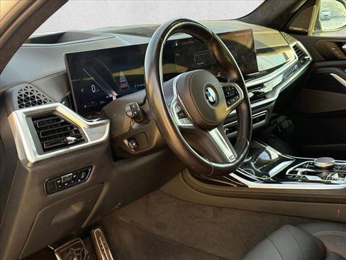 Used 2023 BMW X7 xDrive40i w/ M Sport Package image 14