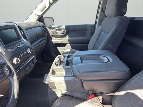 Used 2022 GMC Sierra 1500 Pro w/ Sierra Value Package AWD/4WD image 11