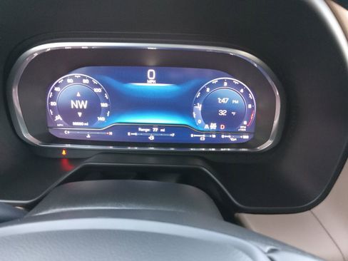 Used 2023 Chevrolet Tahoe Premier w/ Premium Package 2 image 21