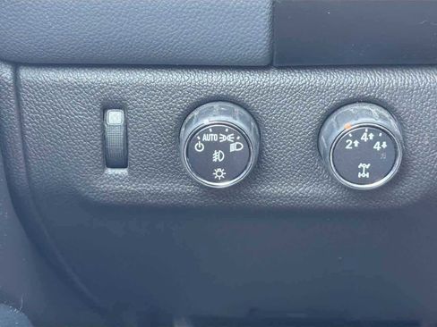 Used 2016 Chevrolet Colorado Z71 image 27