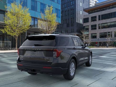 New 2026 Ford Explorer Active image 8