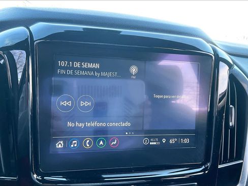 Used 2023 Chevrolet Traverse RS image 31