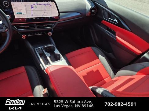 Used 2025 Chevrolet Equinox EV RS AWD/4WD image 16