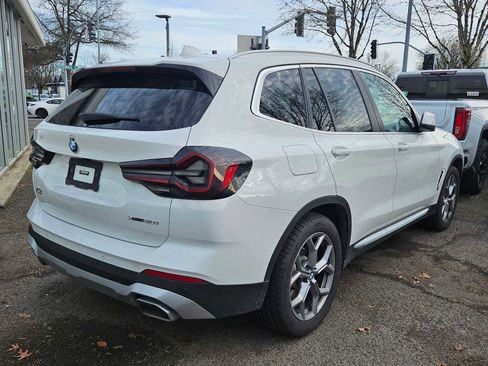 Used 2023 BMW X3 xDrive30i image 3