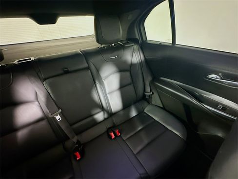 Used 2024 Cadillac XT4 Premium Luxury image 15