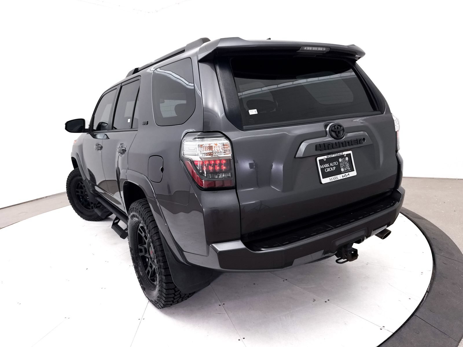 Used 2018 Toyota 4Runner SR5 Premium AWD/4WD image 8