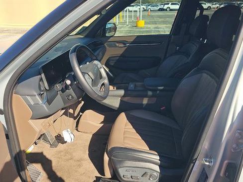 Used 2024 Kia EV9 GT-Line image 5