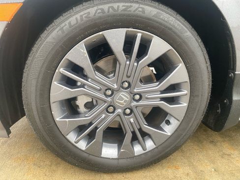Certified 2026 Honda Odyssey Touring image 31